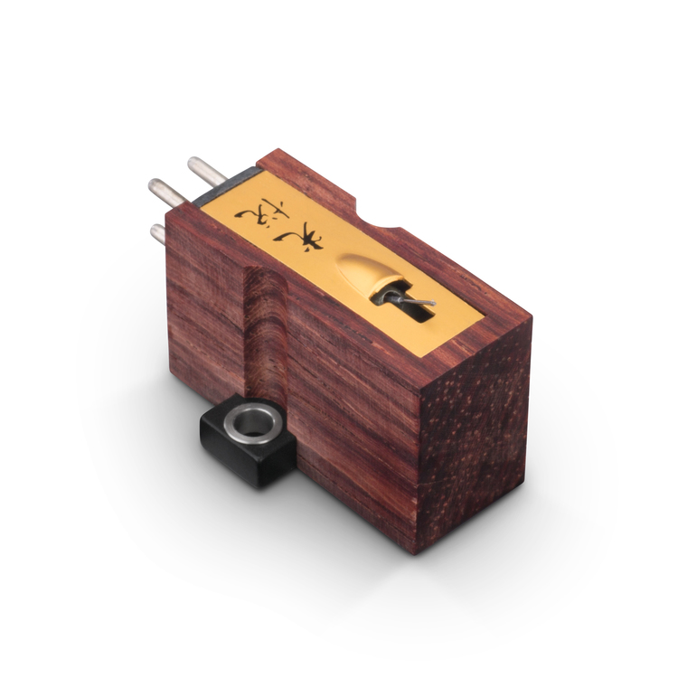 The Koetsu Rosewood Signature is sure to please the vinyl junkie looking for lush, beautiful sound from their vinyl rig!