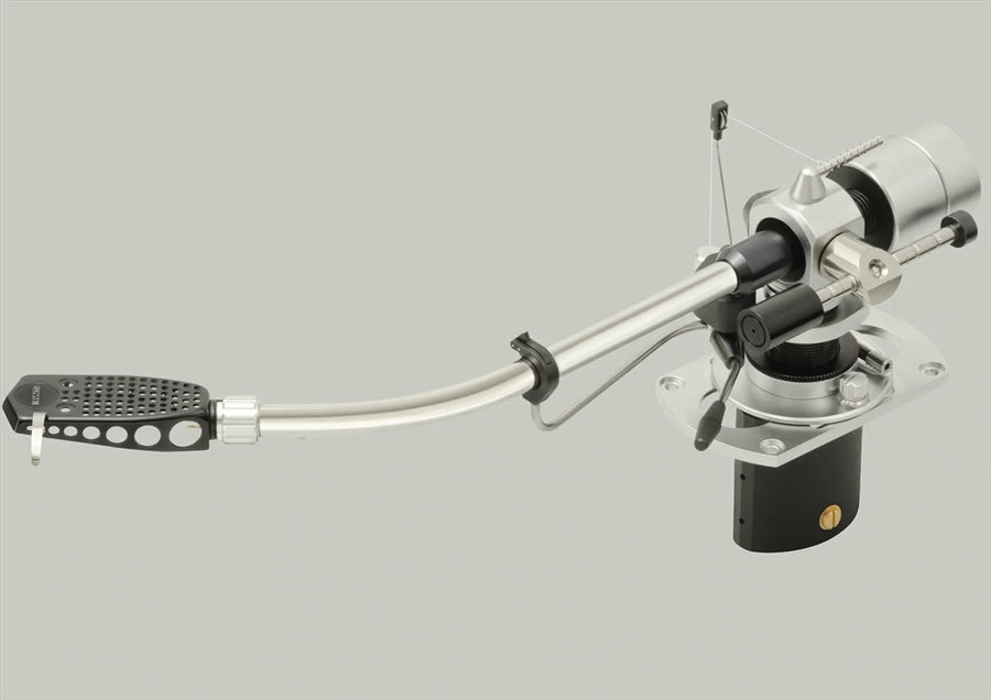 The SME M2-9R is an J shaped tonearm with removable headshell. An excellent tonearm!