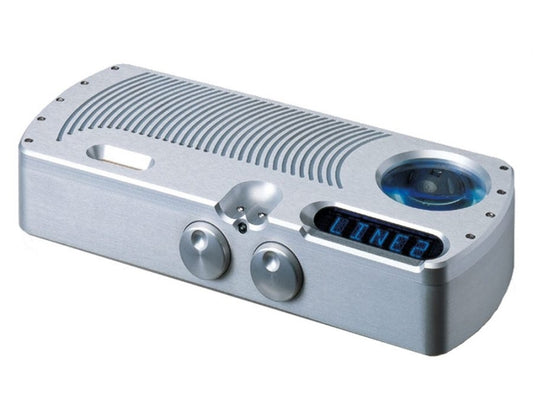 The Chord Prima is a 5 input high end pre amplifier in their Choral range of products.