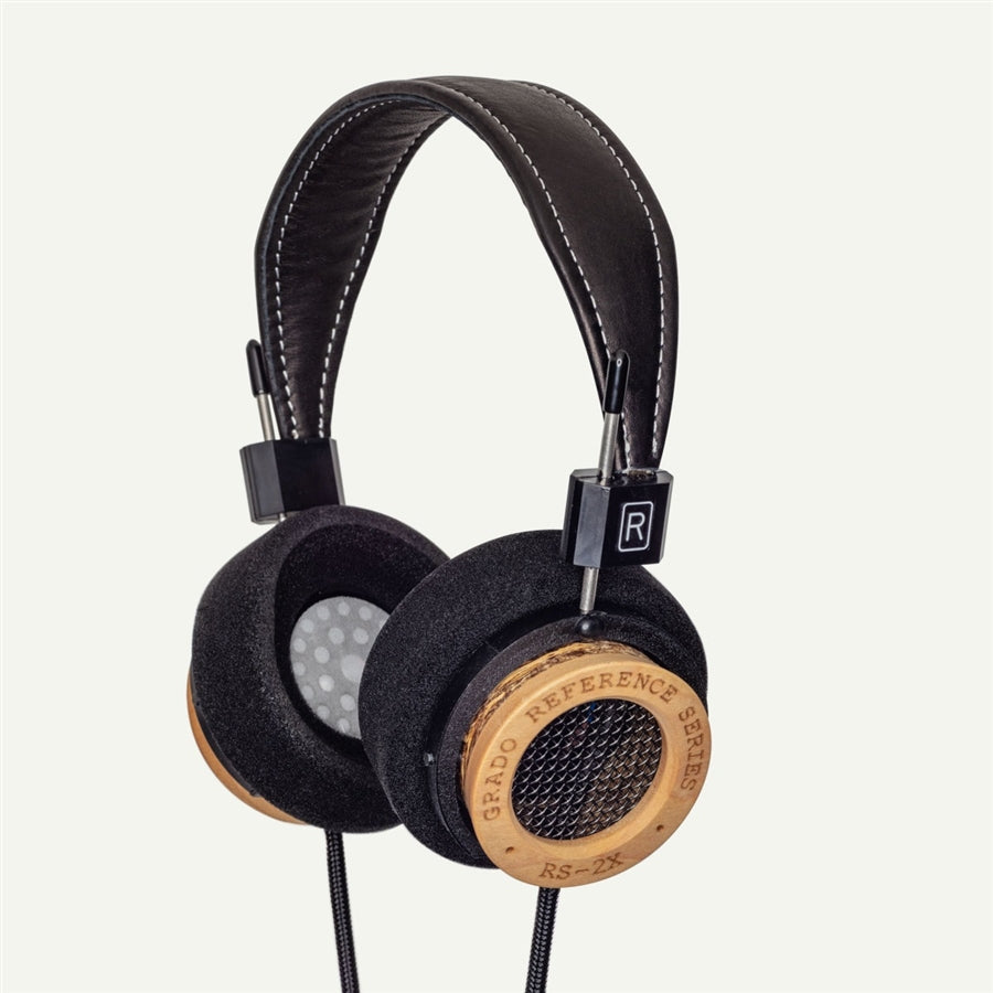 The Grado RS-2X combines Maple and Hemp wood to achieve an awesome sound!