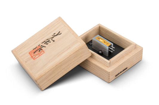 Koetsu Onyx Platinum Stone Body MC Phono Cartridge
