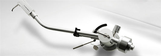 Luxman makes a very nice tonearm!