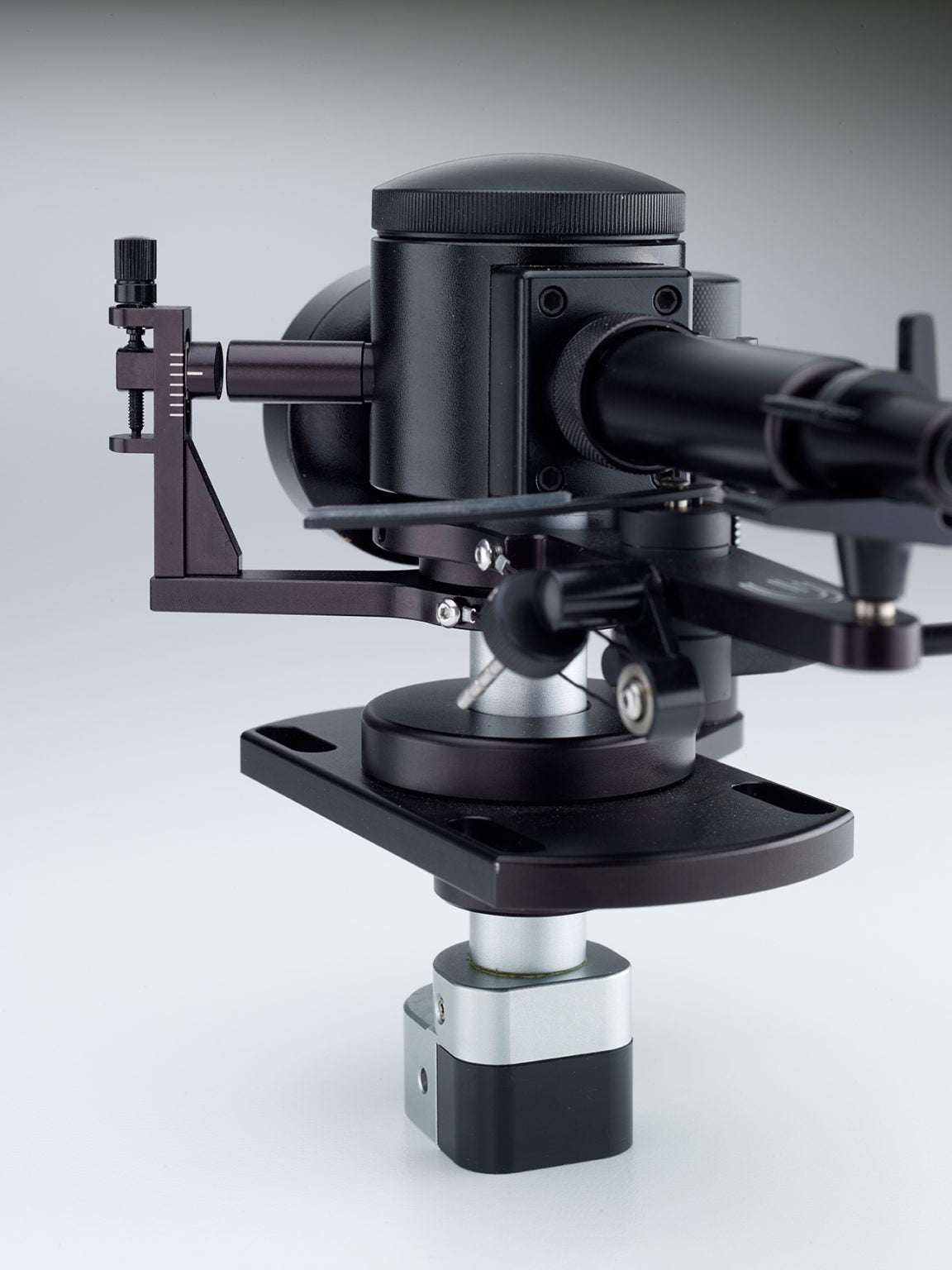 Graham Engineering Phantom III Unipivot Tonearm