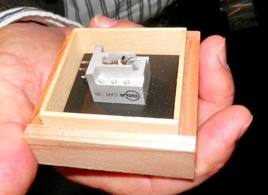 Kuzma CAR 30 MC Phono Cartridge