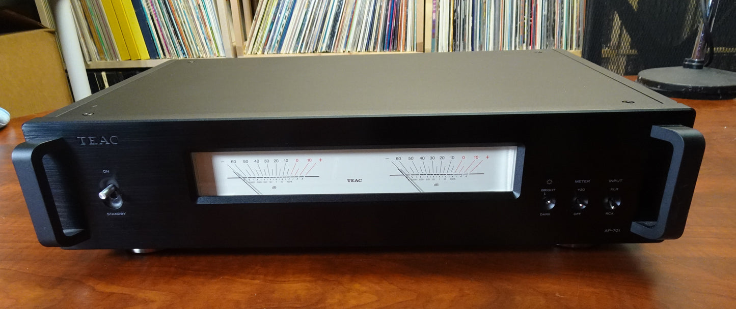 TEAC AP 701 Power Amplifier DEMO